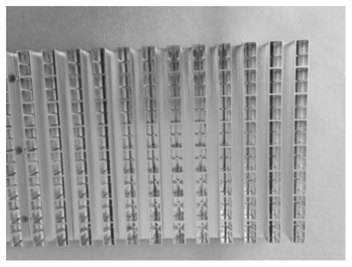 A preparation method of waveguide bright anodic oxidation thermal control coating