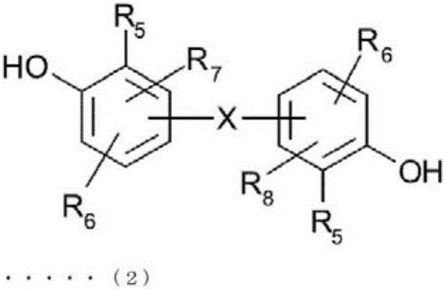 Polyphenyl ether powder having small gaps and preparing method thereof