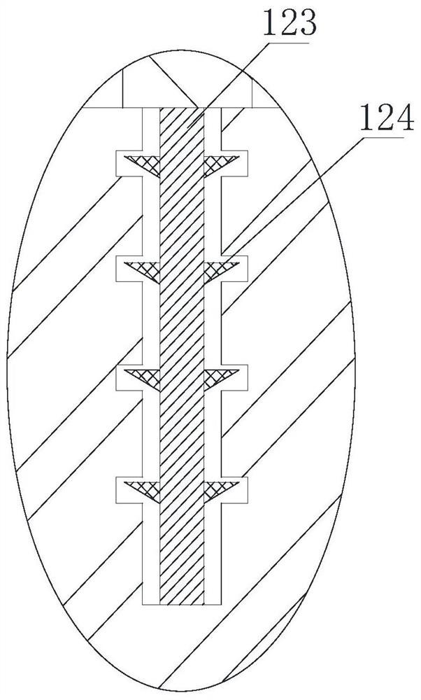 A single-roller crusher with a toothed nut sleeve