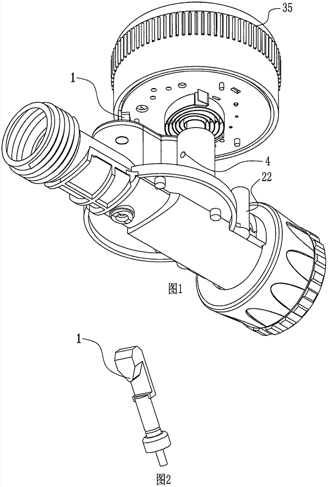 A spray area-adjustable swing water sprayer