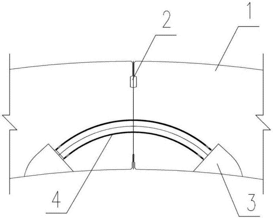 Connecting structure suitable for tunnel segment longitudinal seam