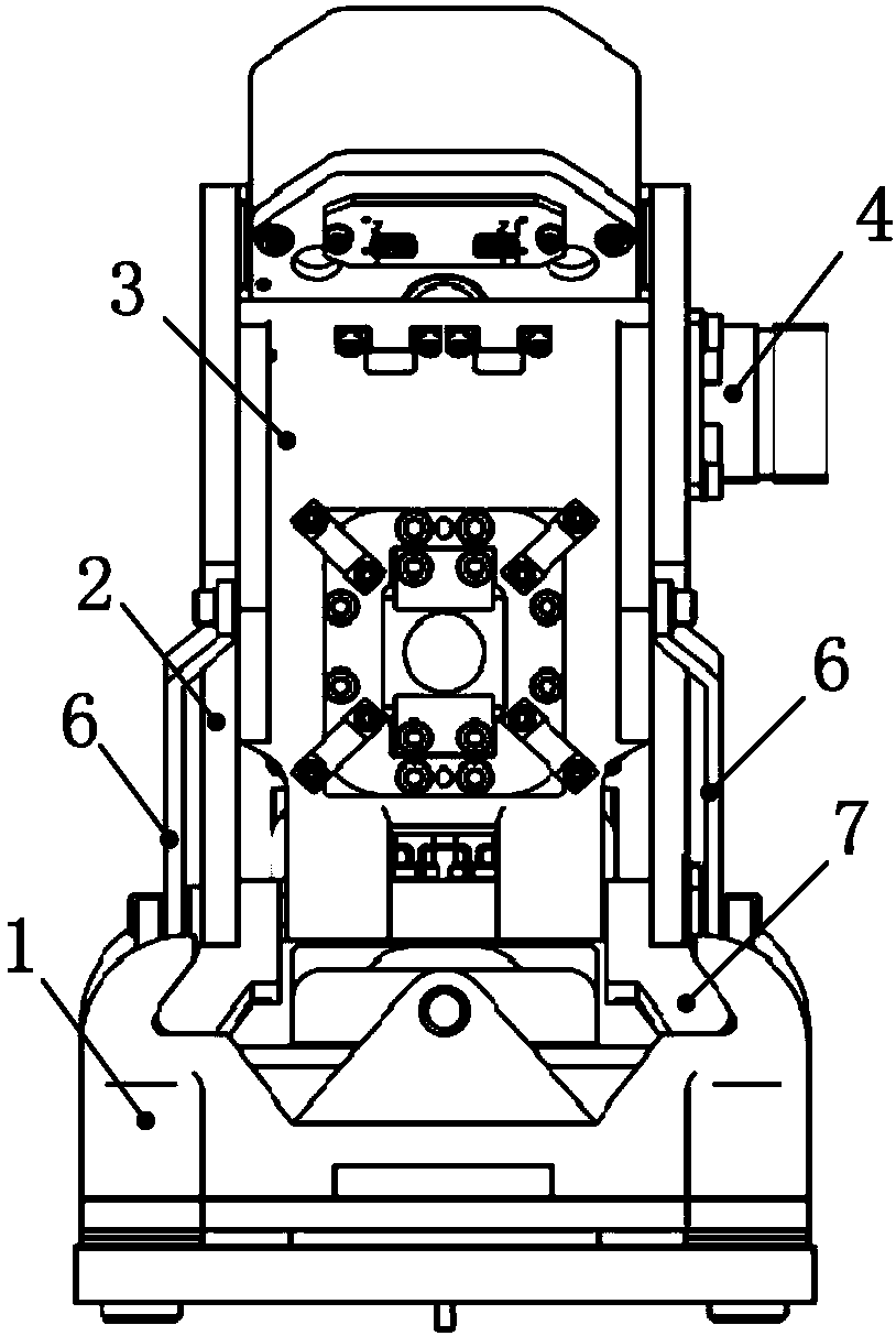 Pull rod device for facilitating on-orbit maintenance of rolling support assembly