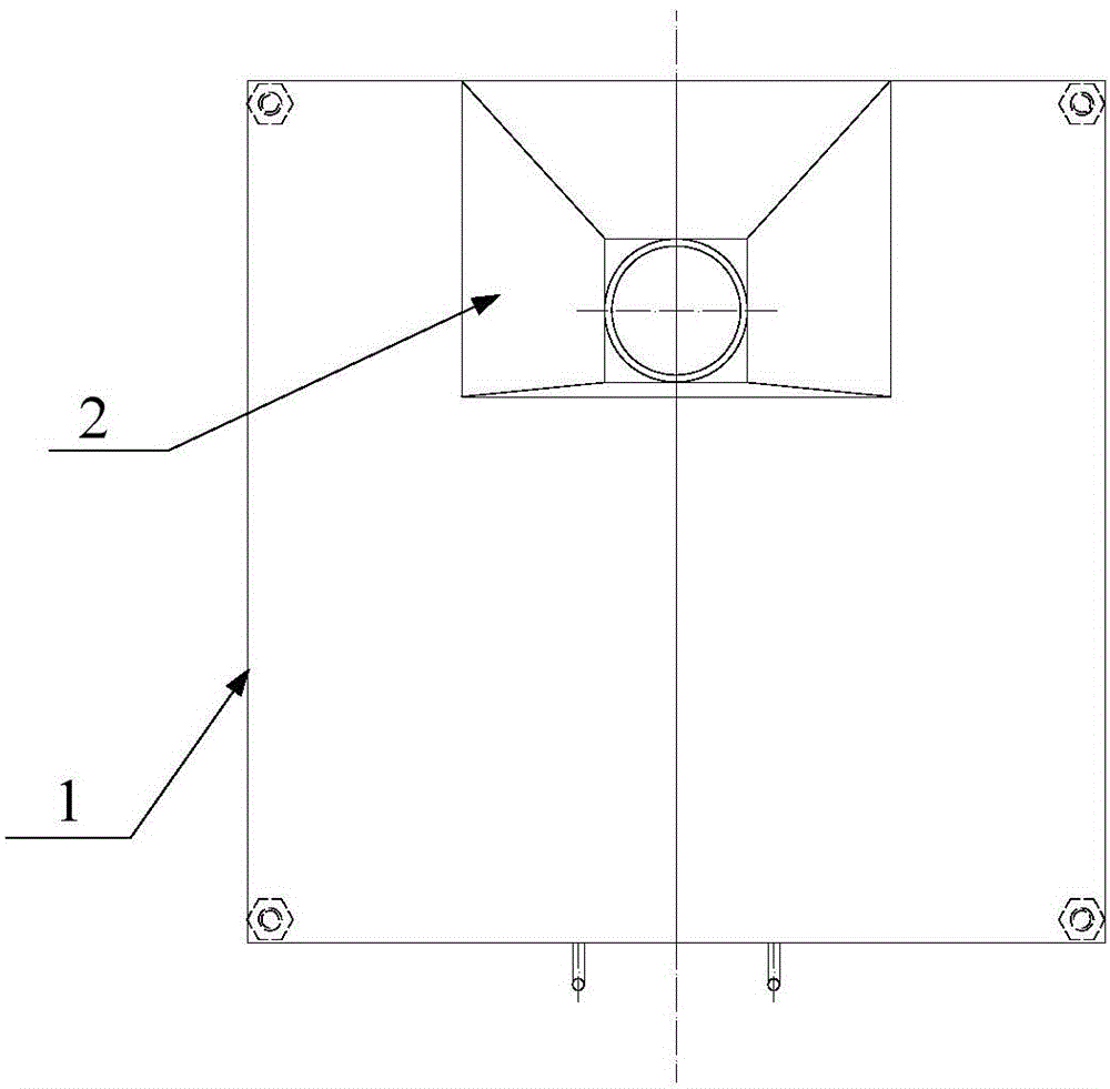 Through-type cleaner for cutting oil liquid