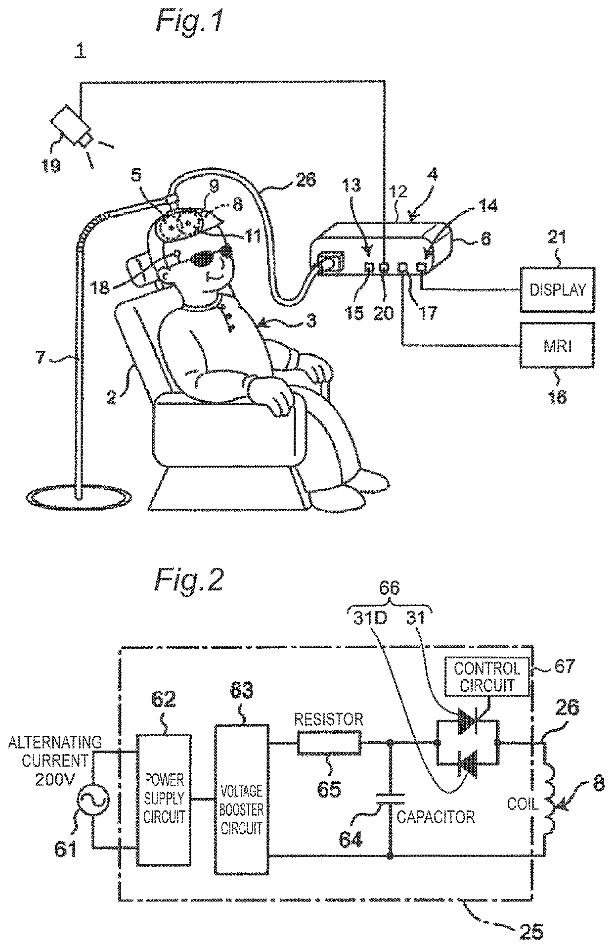 Coil apparatus for use in transcranial magnetic stimulation apparatus for increasing current generated by induced electric field