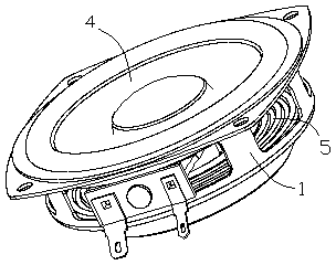 Horn structure with internal bracket
