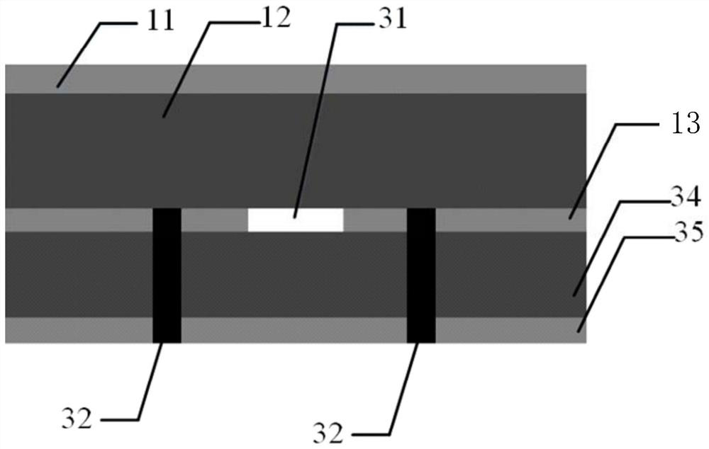 A Rectangular Waveguide Dual-frequency Common Aperture Antenna Based on Structure Multiplexing