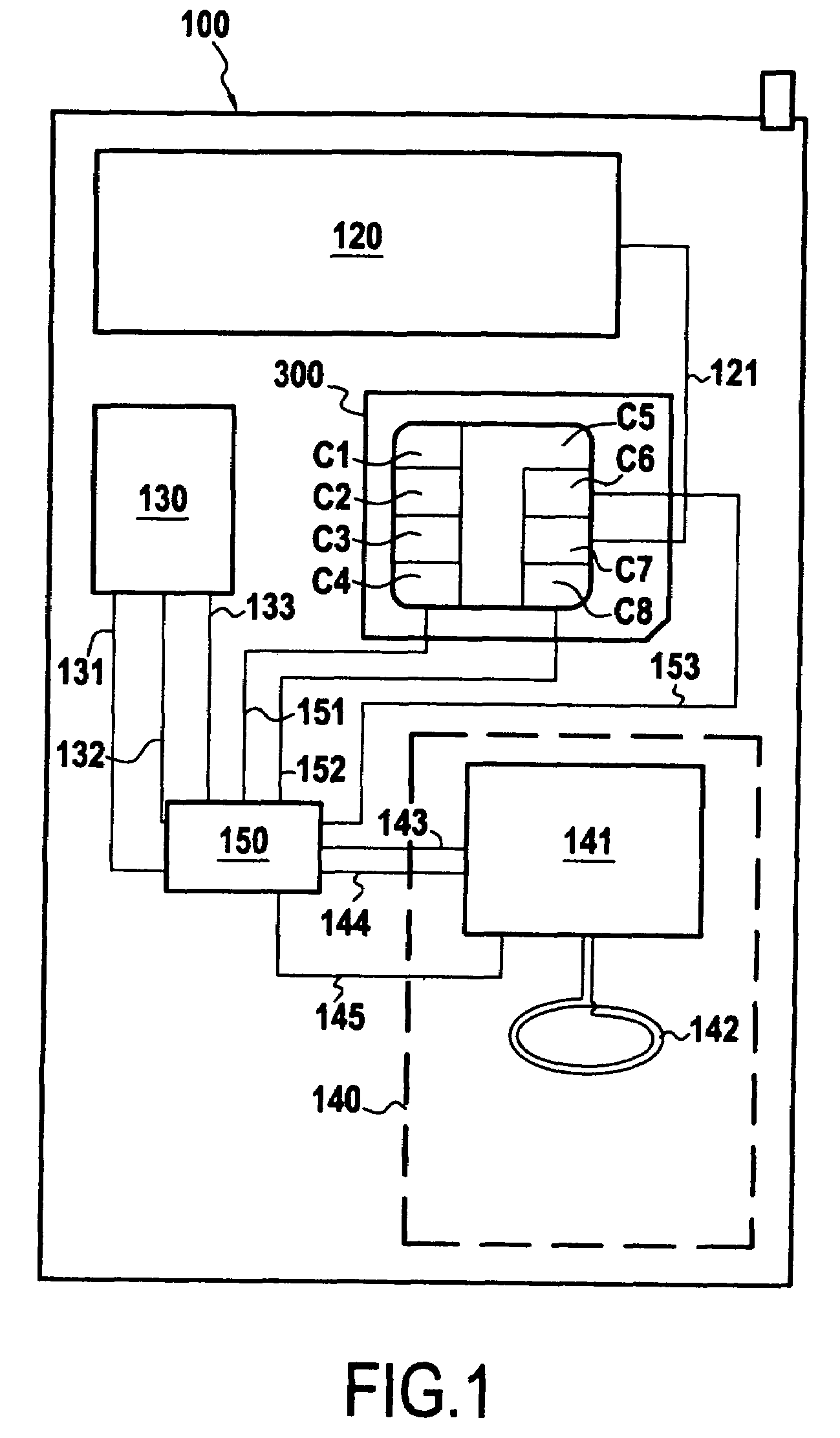 Method of dynamically allocating contacts of a subscriber chip in a mobile terminal, and corresponding subscriber chip card and mobile terminal