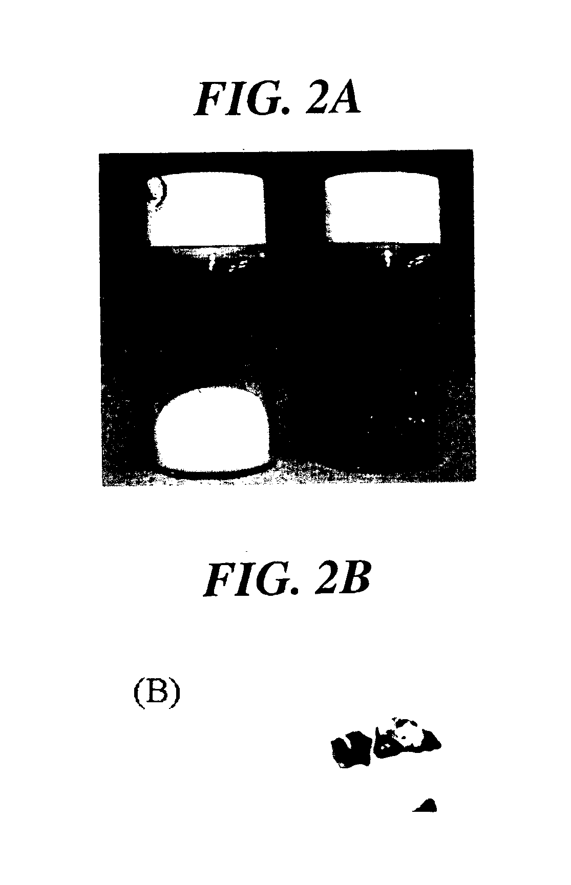 Polygonal barrel spattering device, polygonal, barrel spattering method, coated particle formed by the device and method, microcapsule, and method of manufacturing the micro- capsule