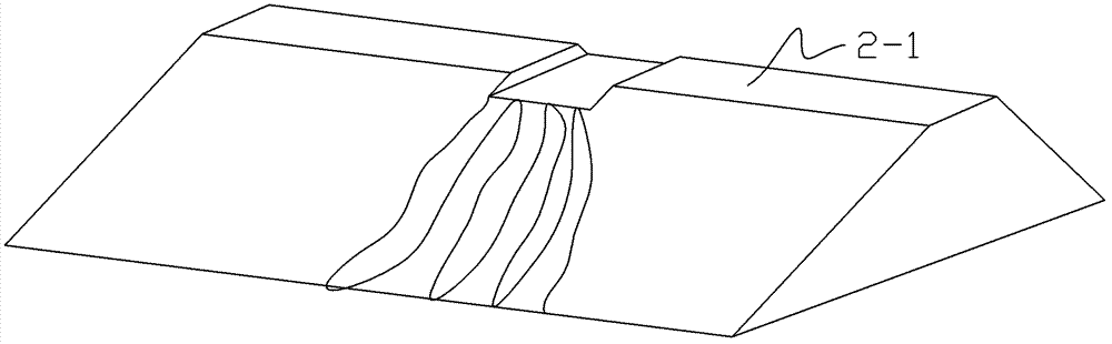 Passive-drainage emergency rescue method in case of earth-rock dam break