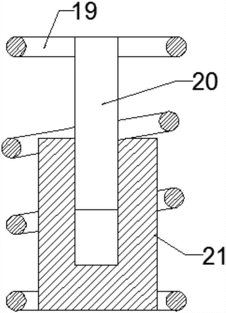 High-efficiency crushing device for medical plastic waste