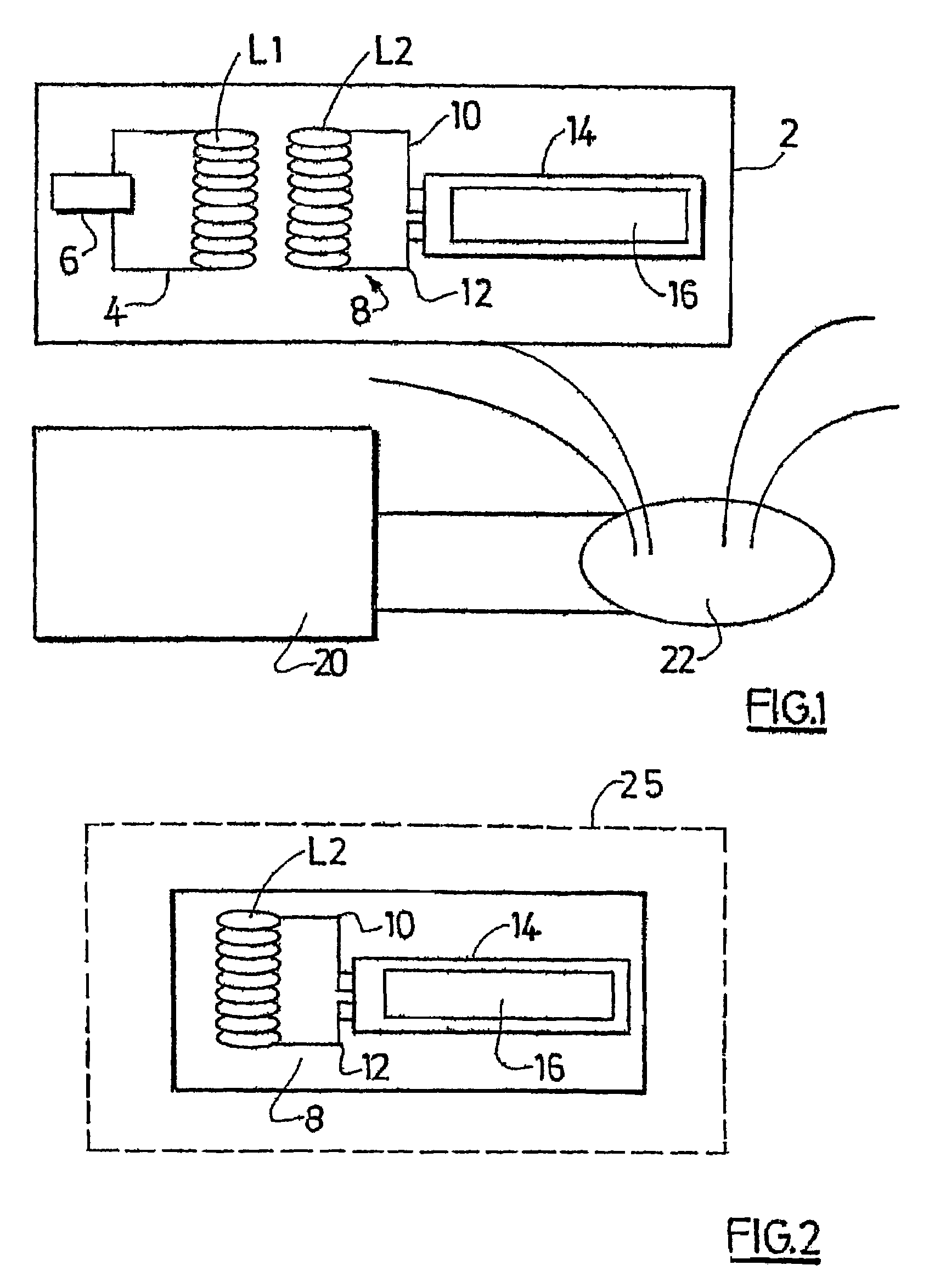 Inductive coupling exchange in a portable intelligent object with central and peripheral circuits