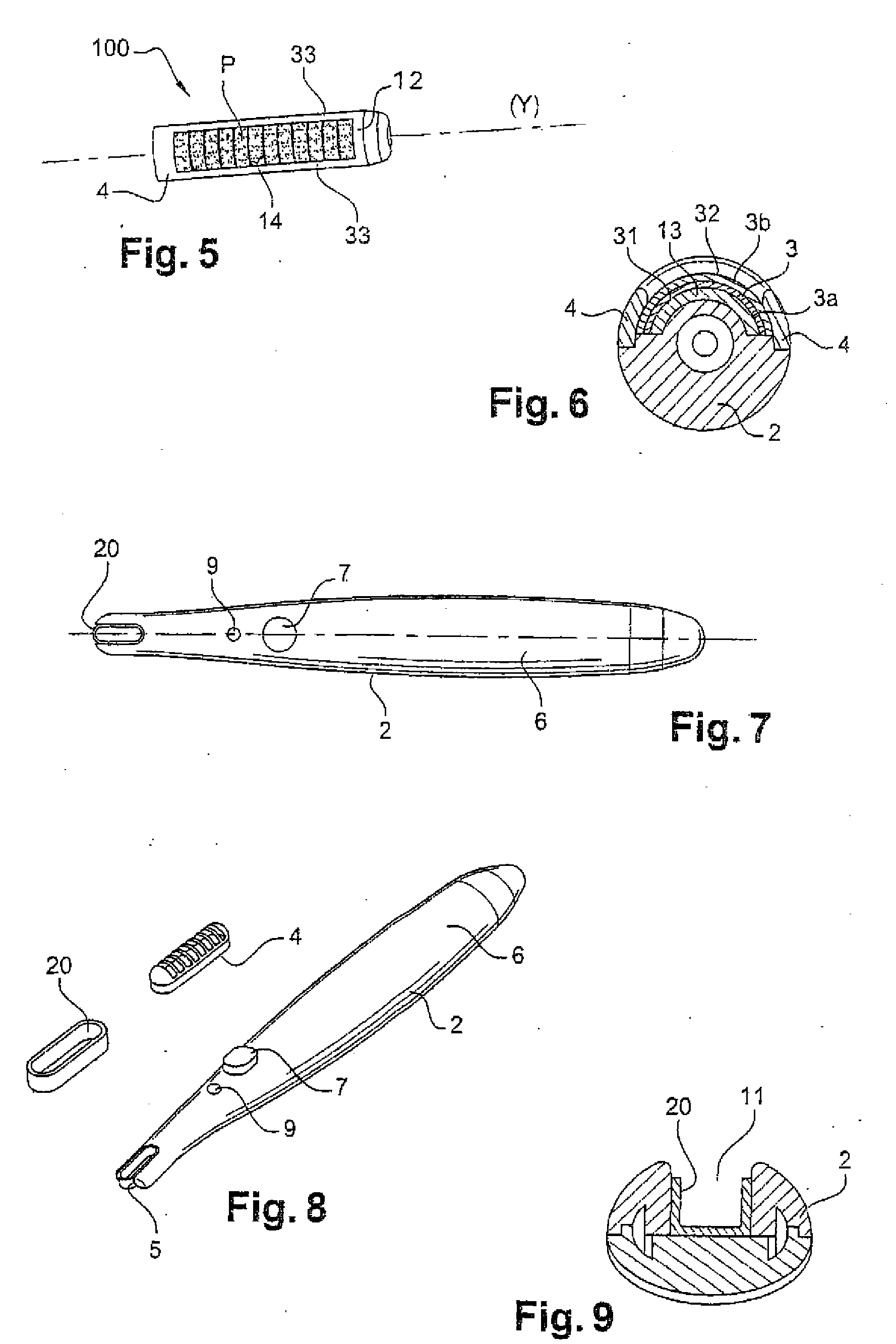 Applicator for applying a cosmetic composition to human keratinous materials