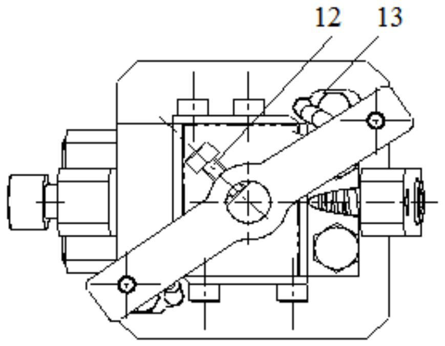 An adjustable protection device applied to blade finishing