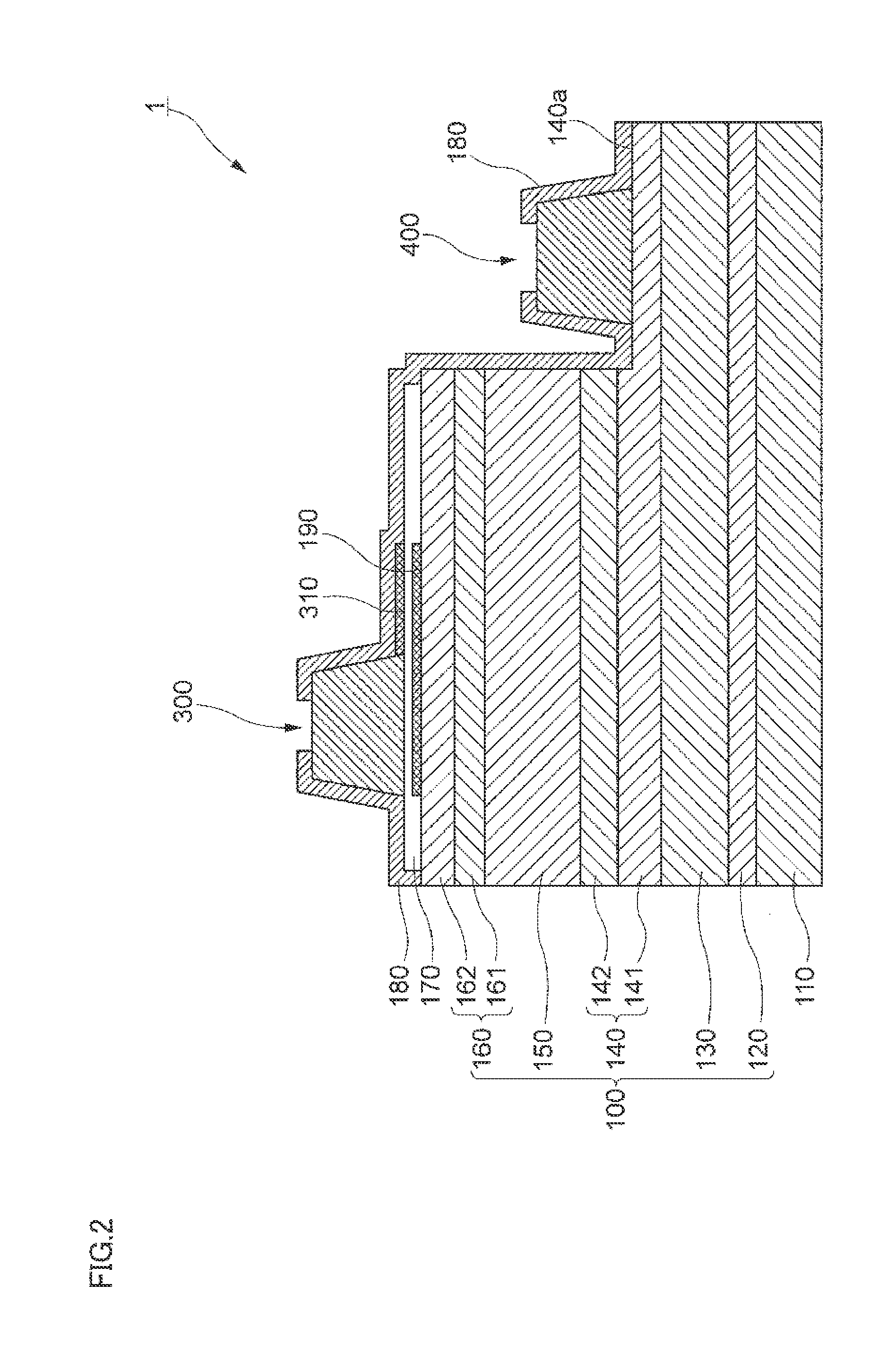 Semiconductor light emitting element and light emitting device