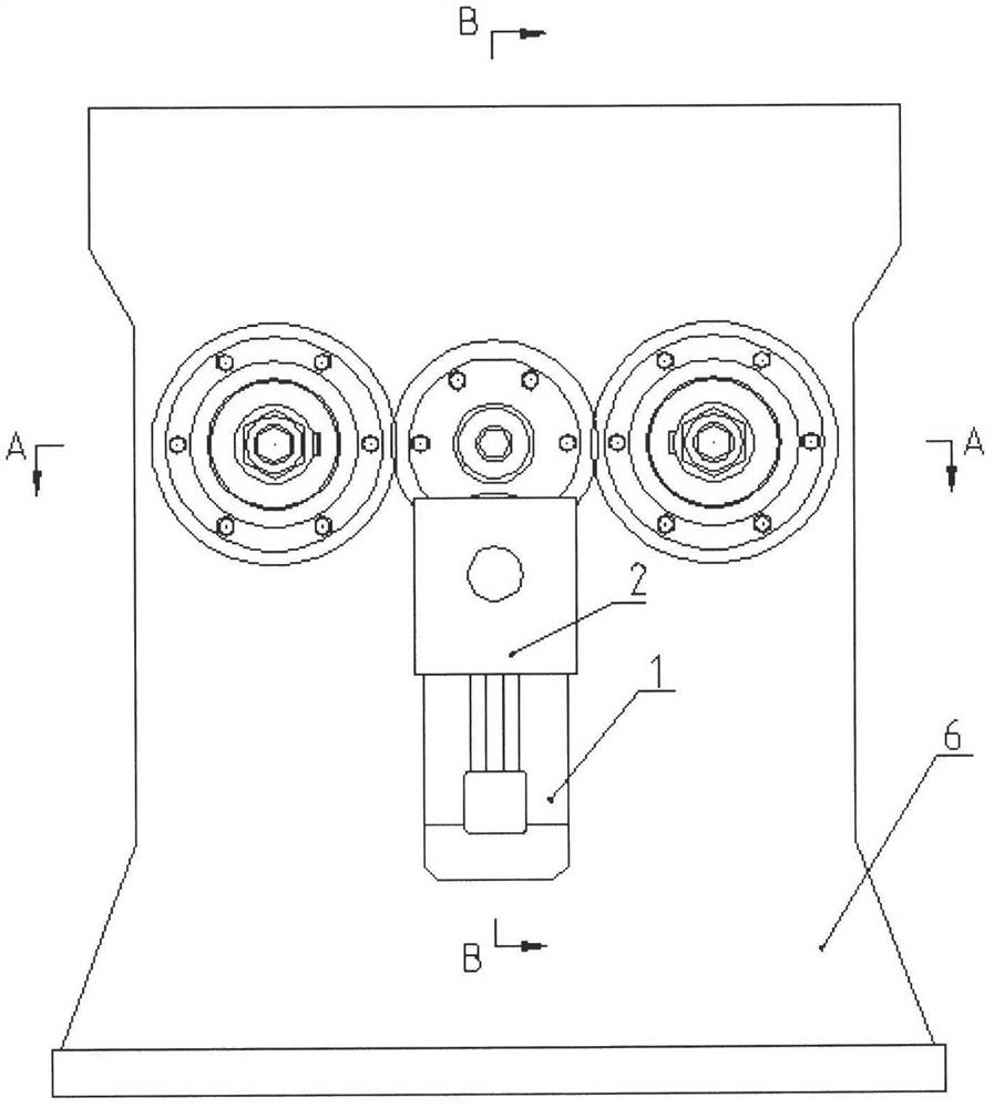 A double-screw roller side pressure adjustment device