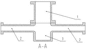 Power divider suitable for conversion from overmoded circular waveguide to two paths of rectangular waveguides