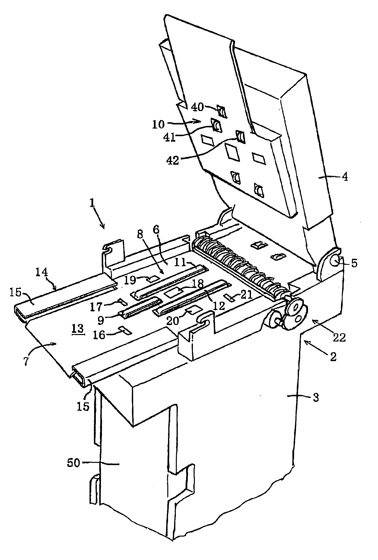Bill validator with centering device