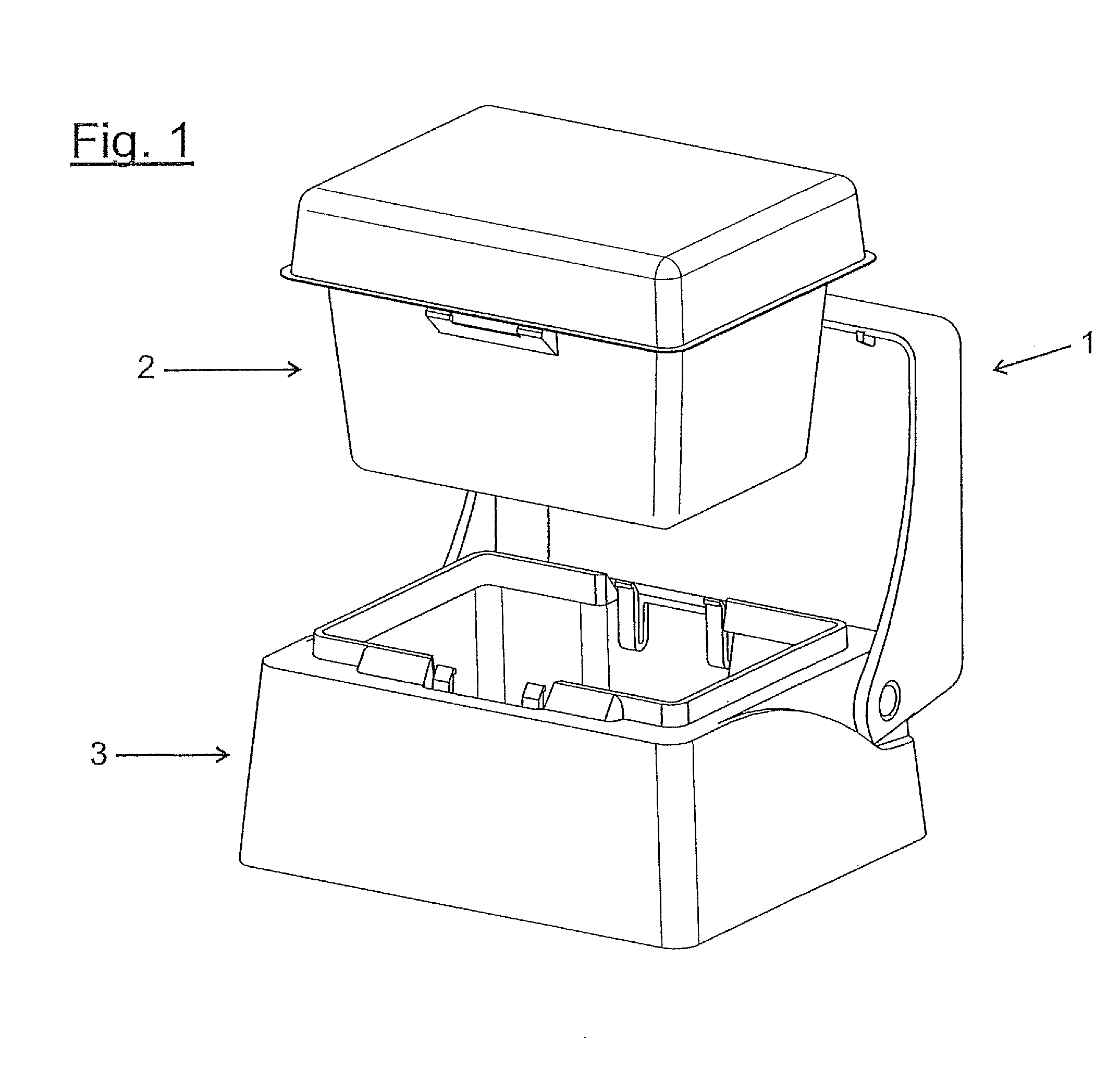 Device for providing pipette tips