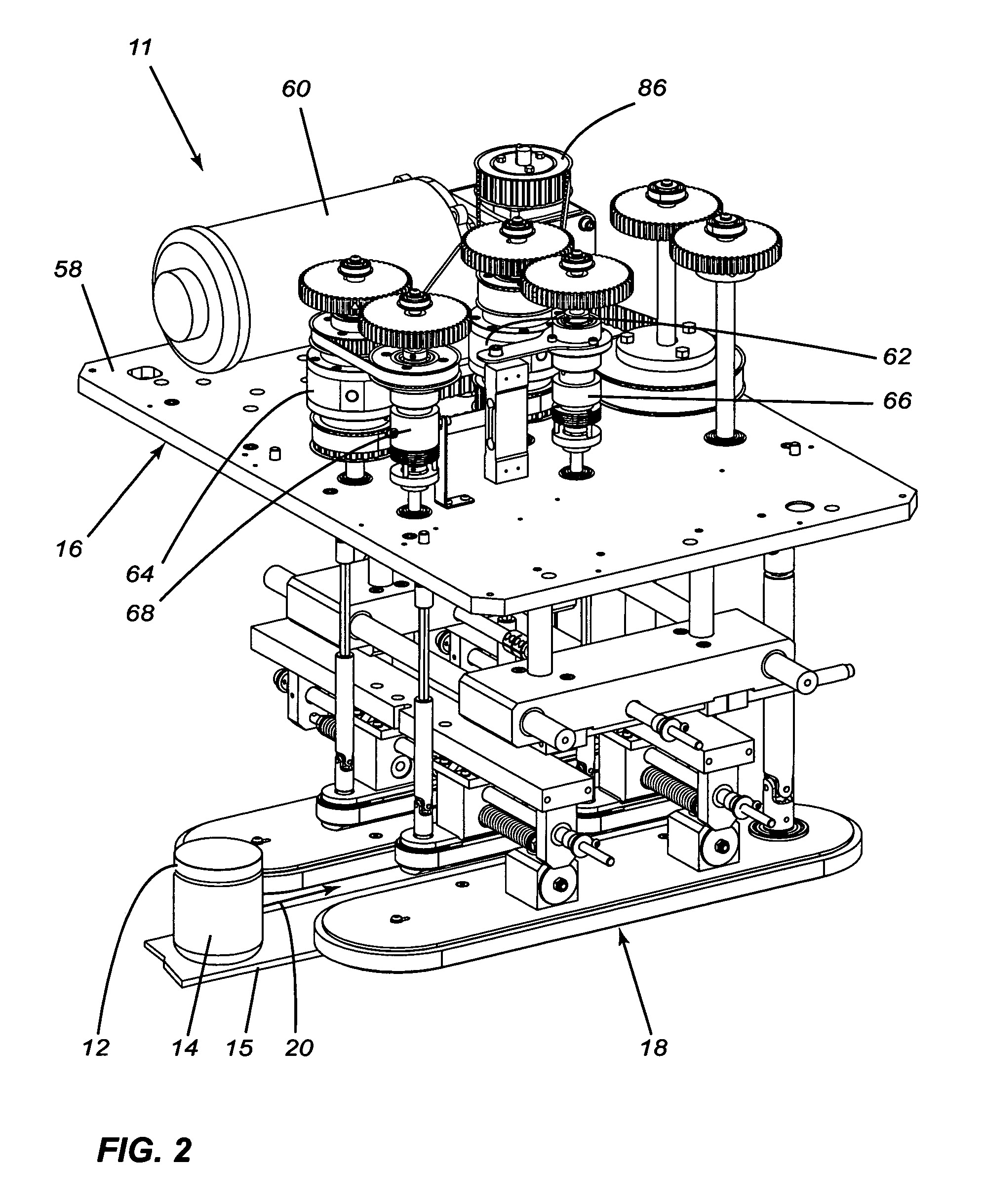 Apparatus and method for rotating a cap relatively to a container