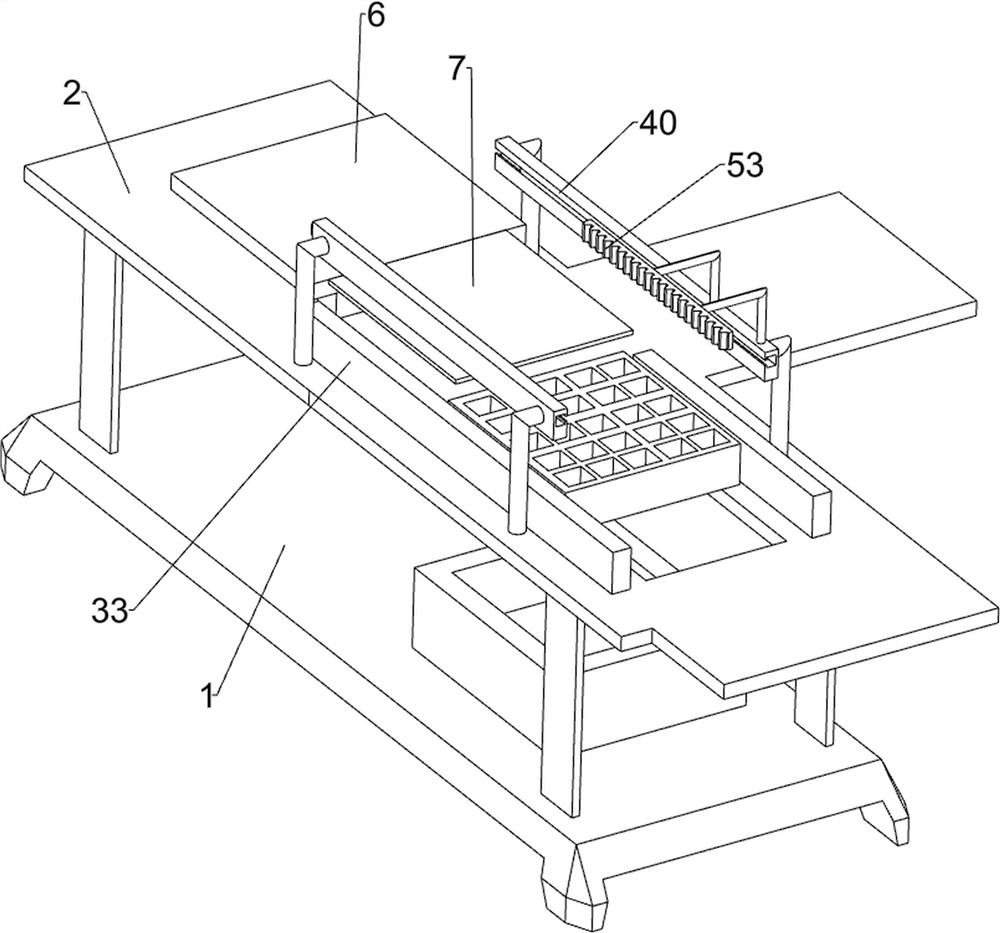 A device for automatic and uniform placement of protective chips for egg packaging