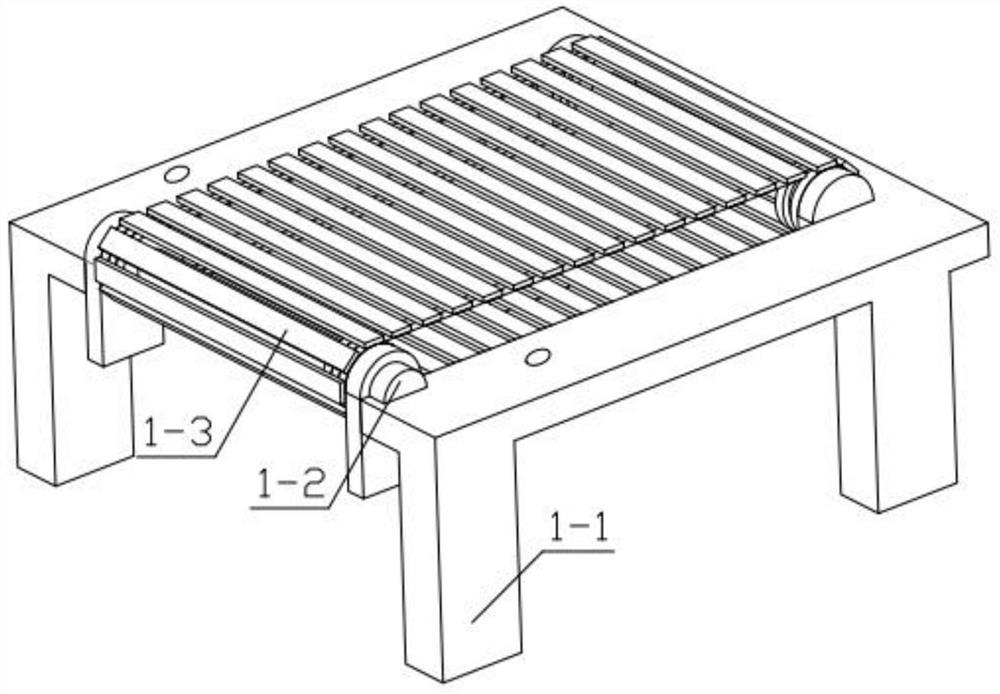 A processing device for scallion oil