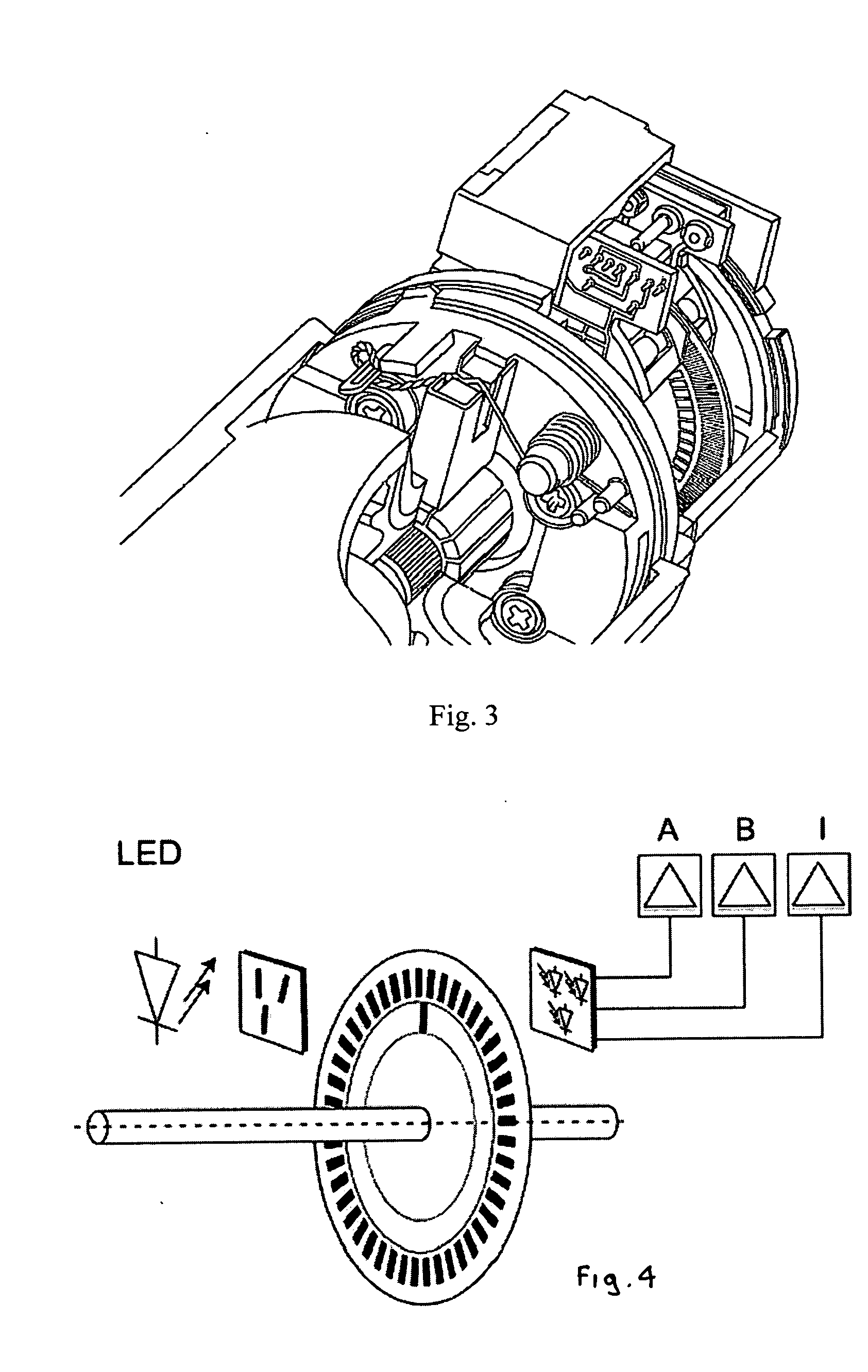 Detecting device for detecting the rotation of a motor rotor