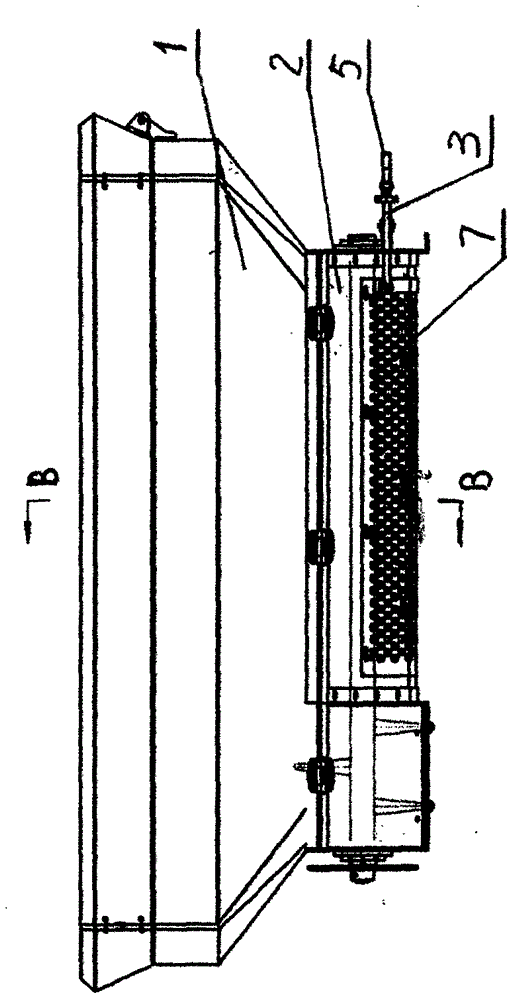 Adjustable sieve mesh mechanism of feed hopper of threshing machine