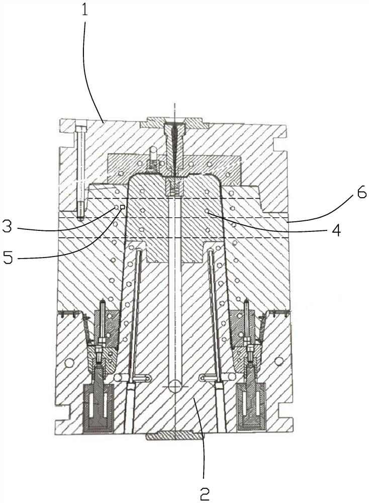 Garbage can injection mold constant temperature control system and method