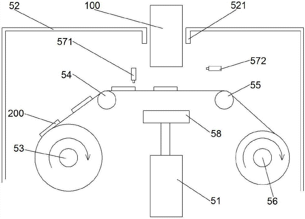 Automatic feeding and labeling device