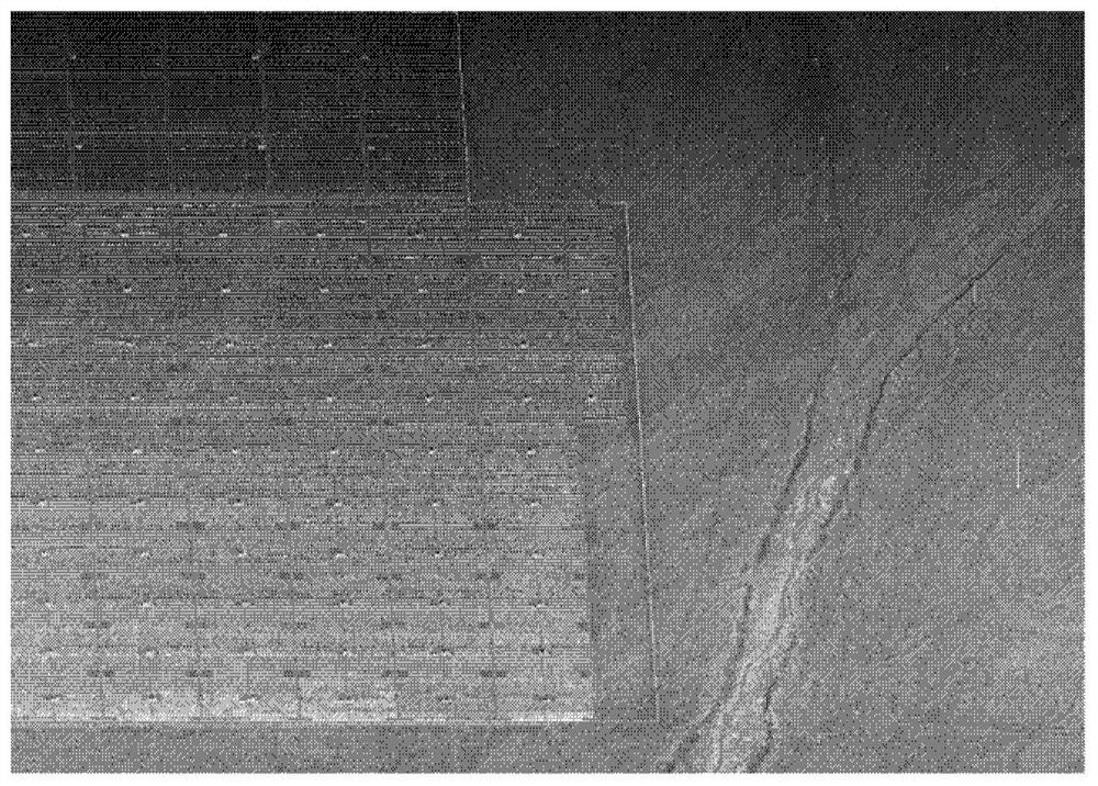 Method and device for analyzing influence of solar cell panel on RCS of SAR calibrator