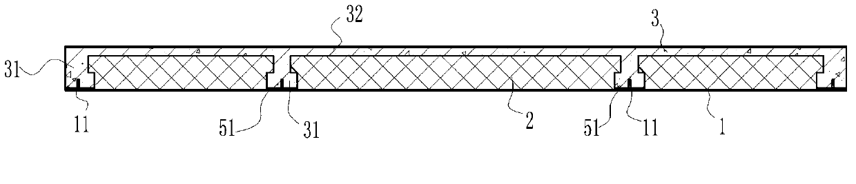 Precast side fascia with decorative concrete surface layer and manufacturing method thereof