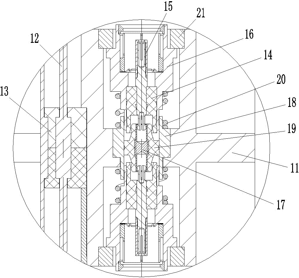 Bidirectional floating adapter and adapting contact assembly thereof