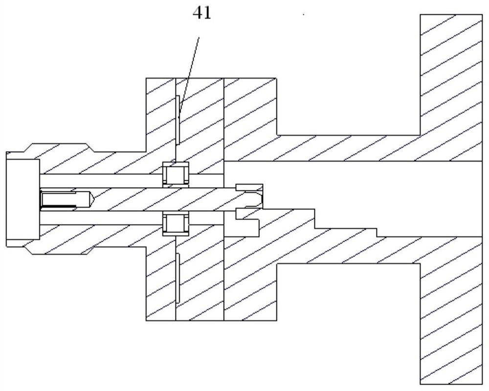 High-performance full-band horizontal outlet waveguide coaxial converter