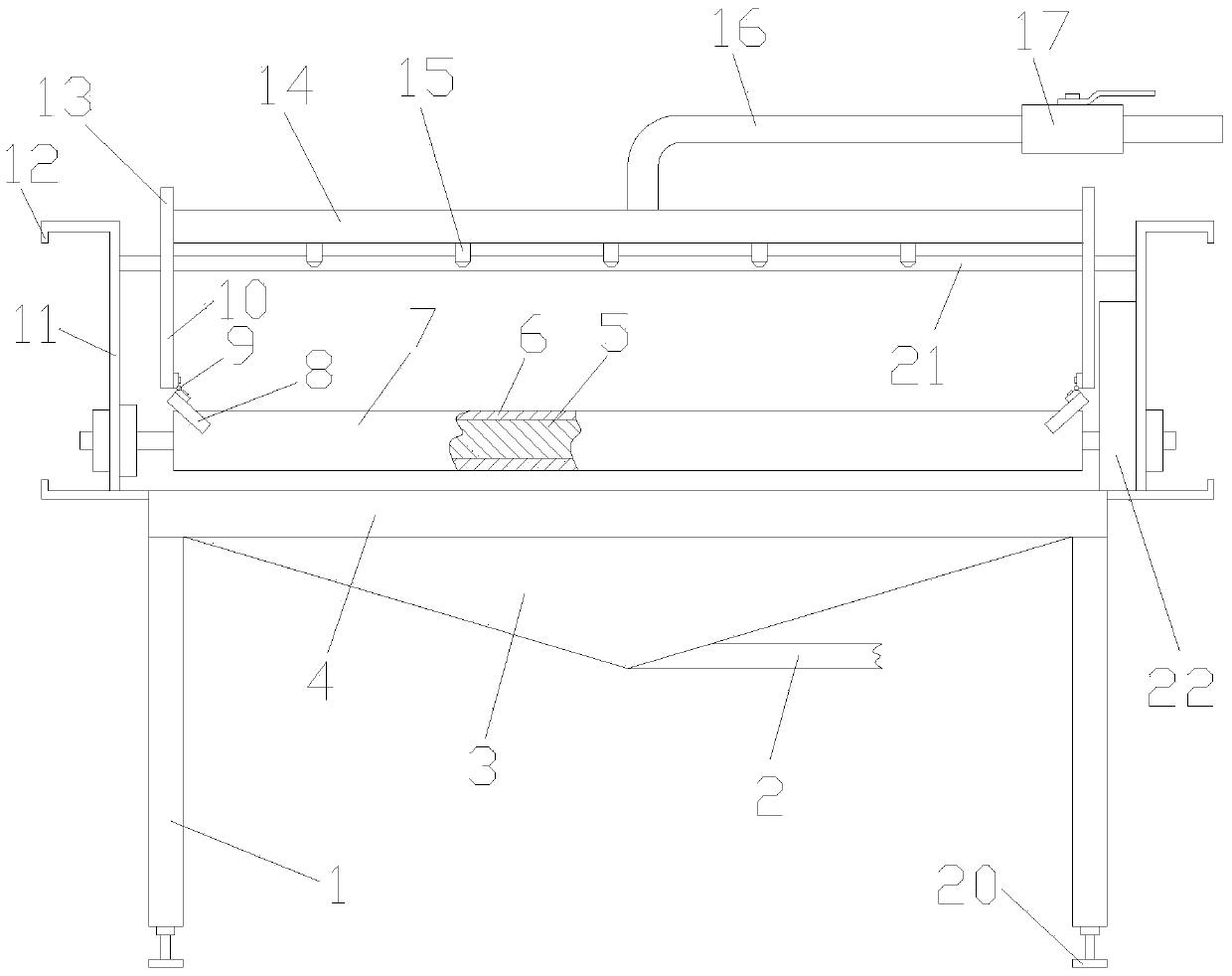 Anti-shock-displacement and adjustable cleaning device for massive food materials