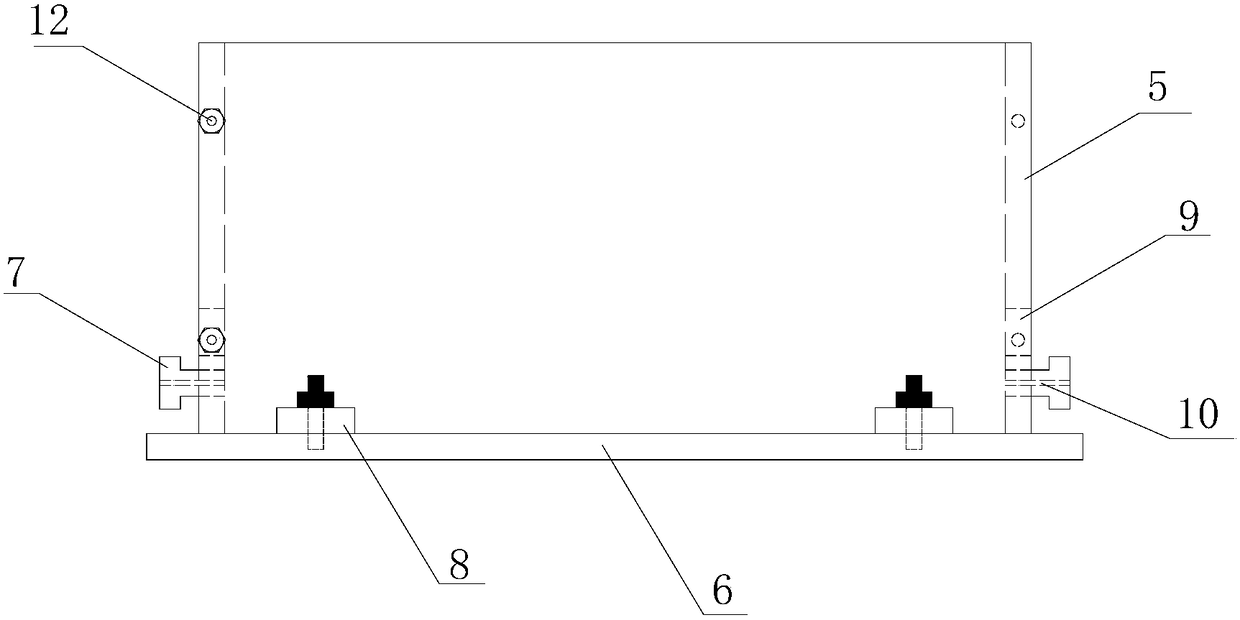 Test method and test device for simulating natural non-uniform corrosion of steel bars in concrete