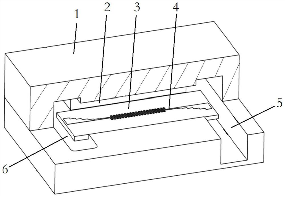 Microstrip slow-wave structure transmission system suitable for wide dielectric substrate