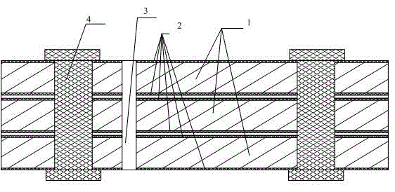 Multi-layer circuit board riveting structure, and suspended line circuit constituted by same, and realization method for suspended line circuit