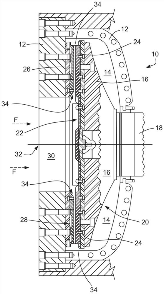 Cleaning notches and passages for a feeding or refining element