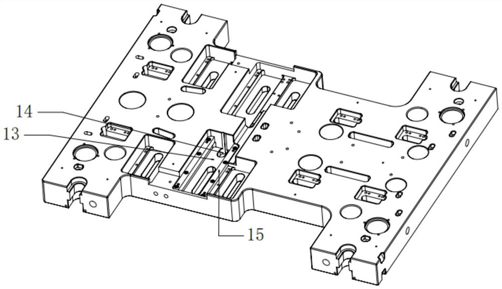 Inclined-ejector demoulding mechanism