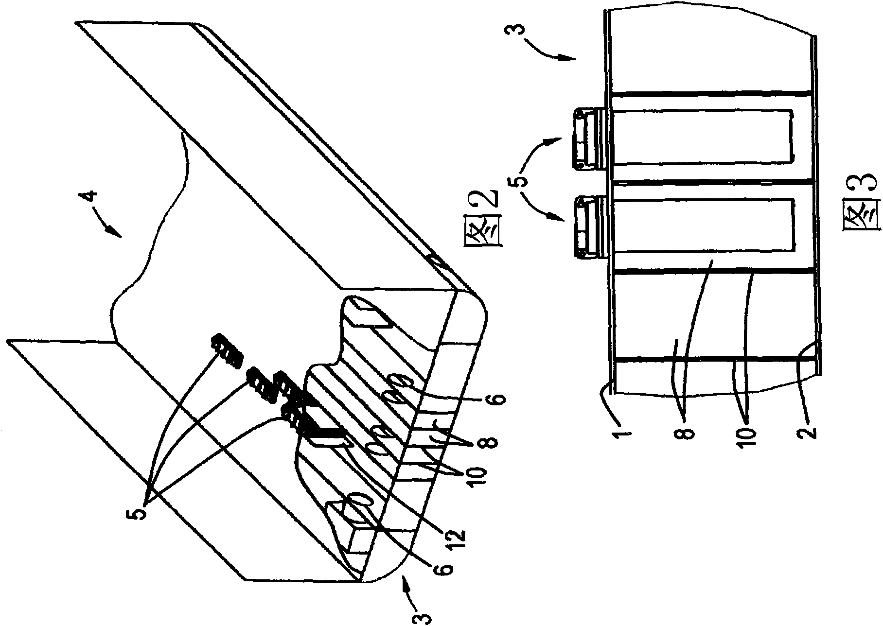 Vessel provided with heat exchangers in the double bottom thereof