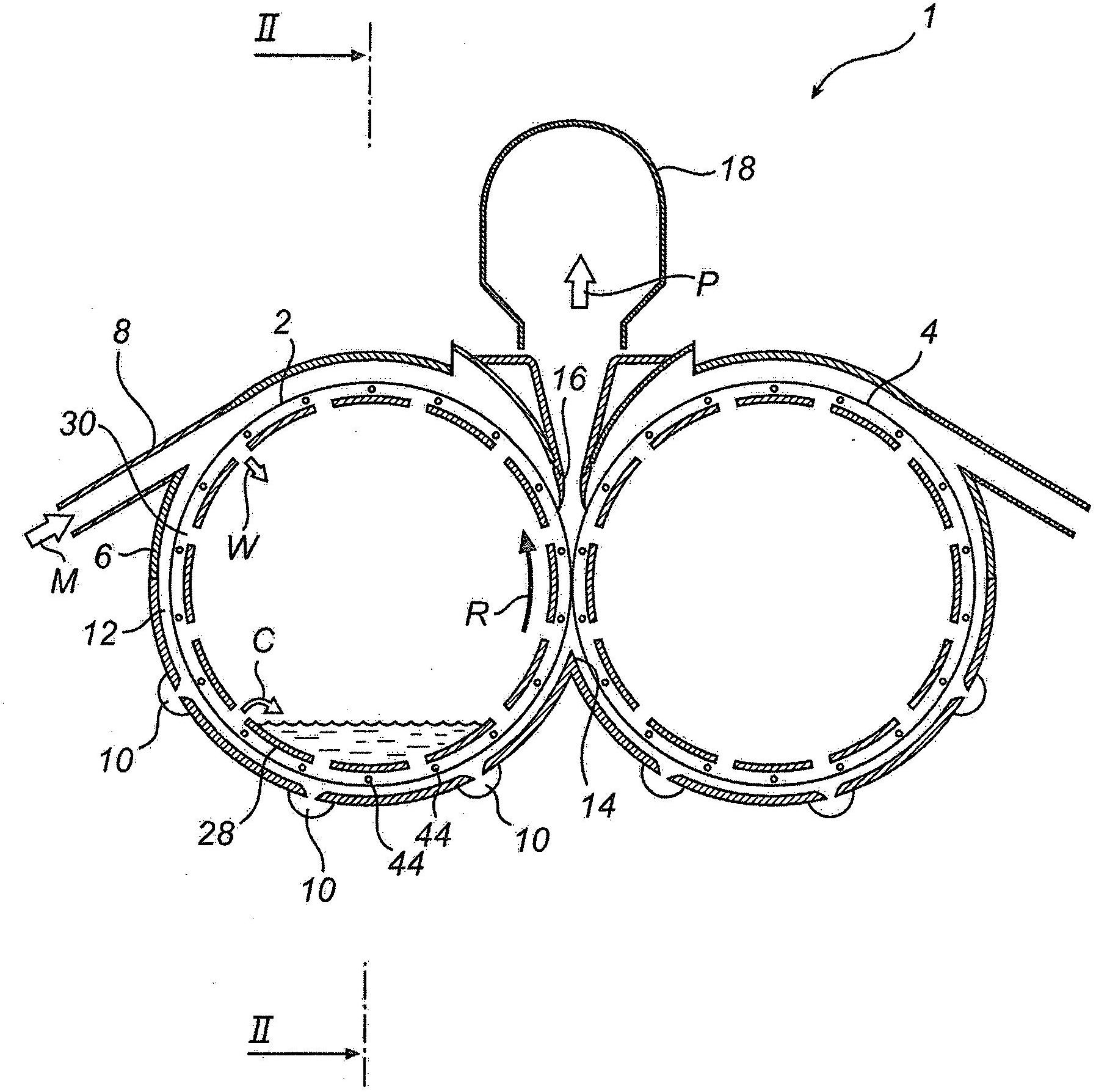 Arrangement for sealing a press