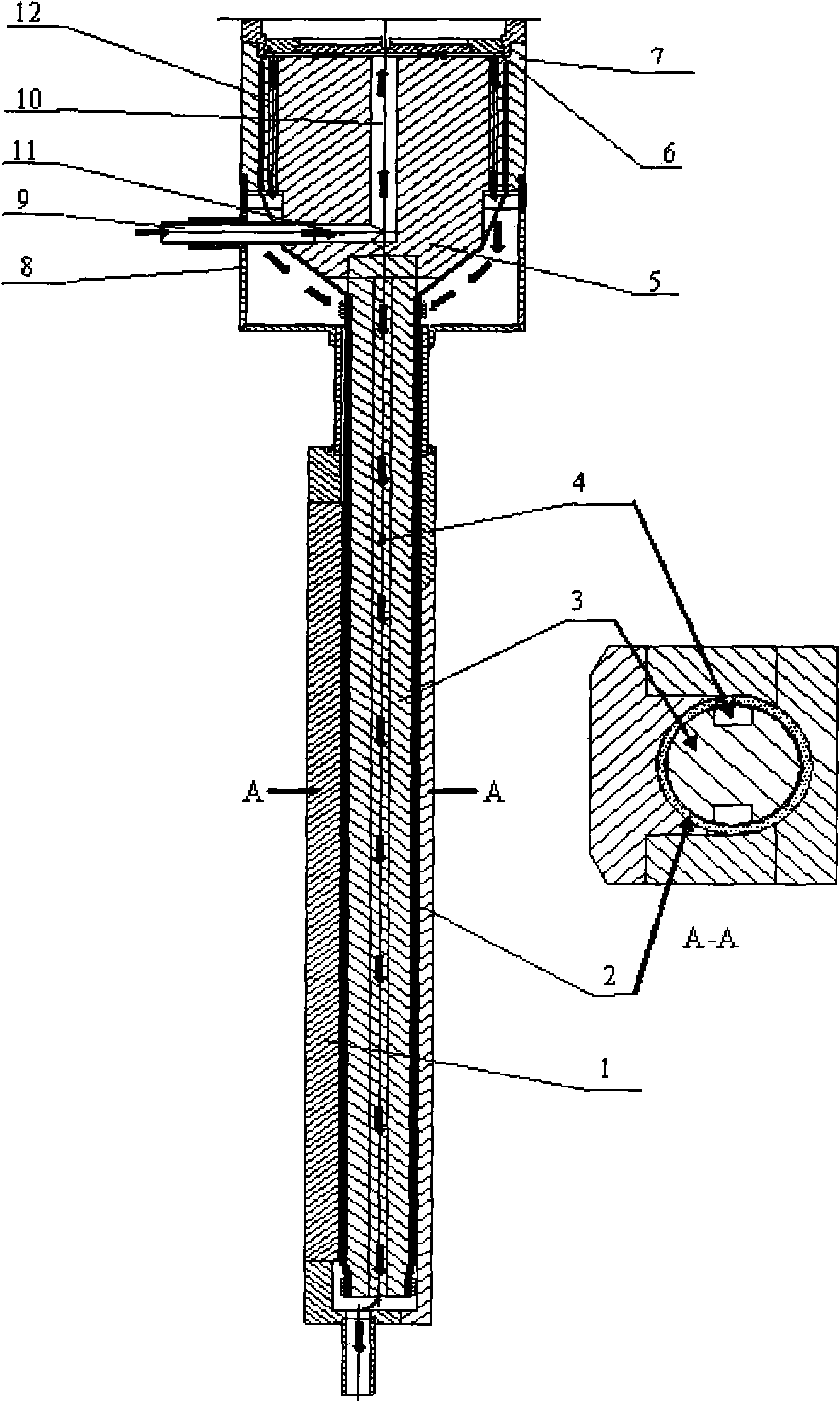 Low temperature superconducting assembly with low joint resistance for high temperature superconducting current lead cold end