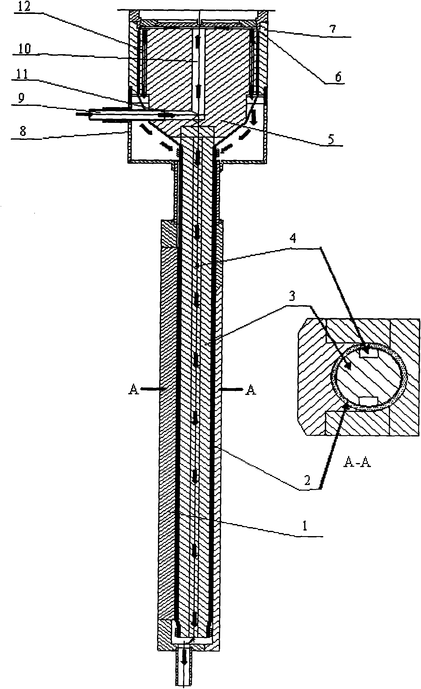 Low temperature superconducting assembly with low joint resistance for high temperature superconducting current lead cold end