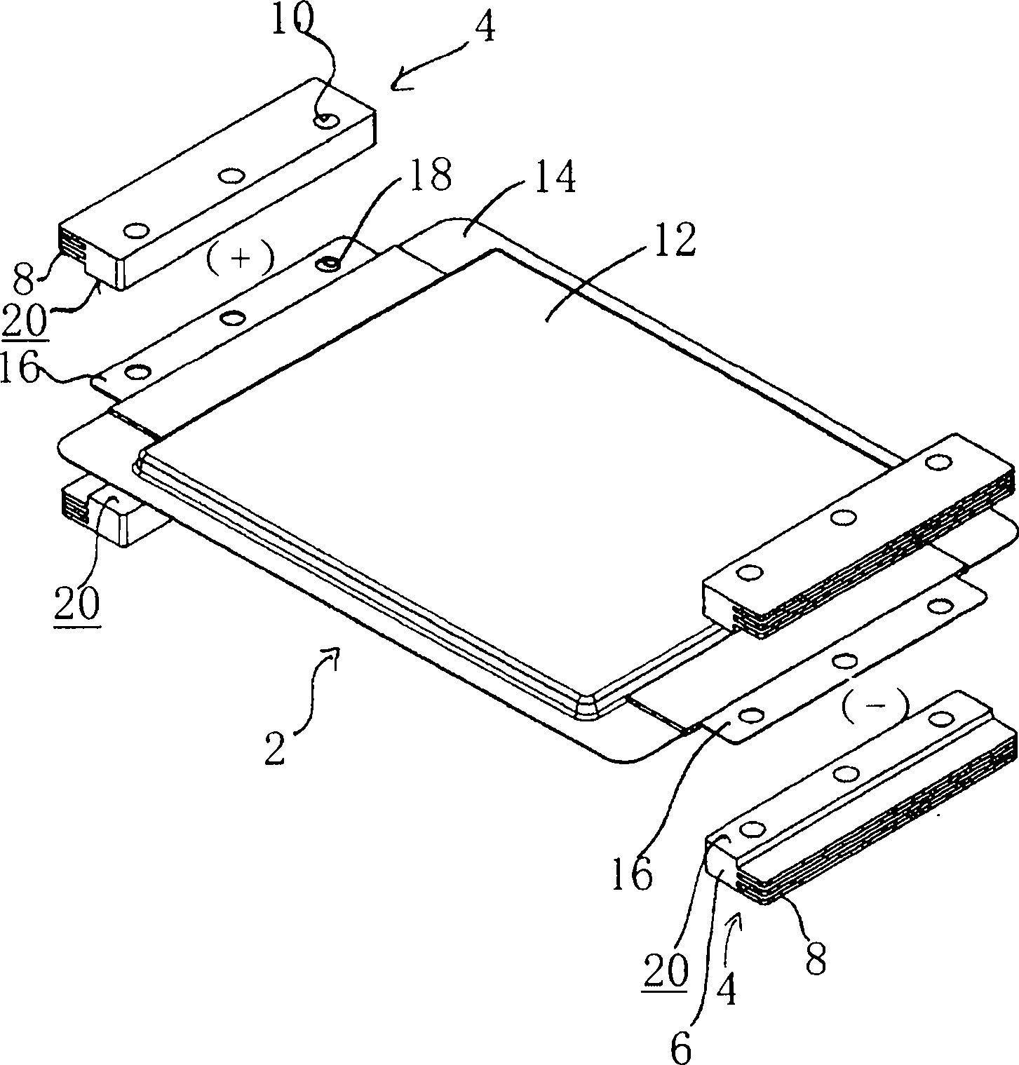 Electrical energy storage device having flat cells and heat sinks
