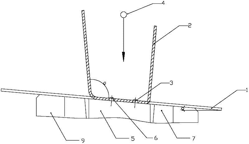 Method for bending rear crossbeam of heavy truck and bending die