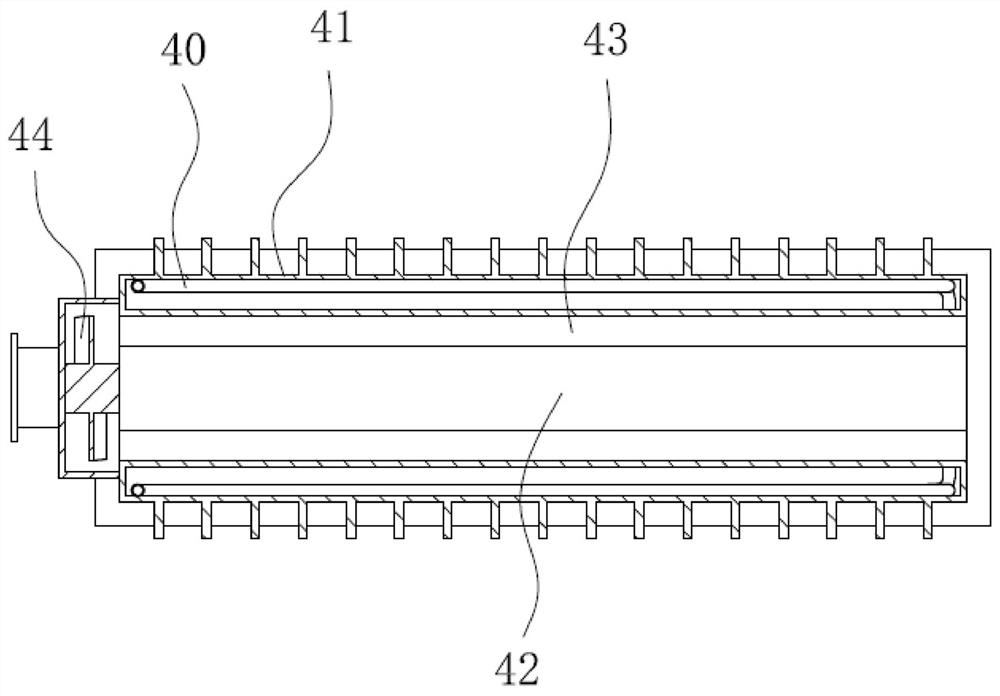 A vertical water cooling device