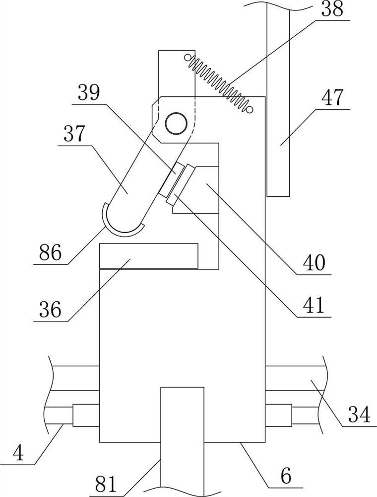 Fabric conveying and processing device for chemical fiber quilt production