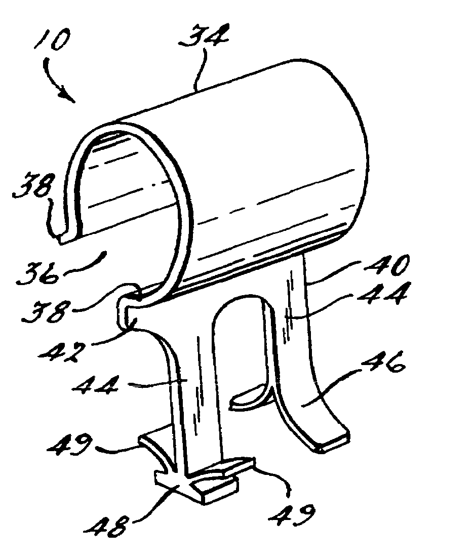 Retaining support member for fuel filler pipe