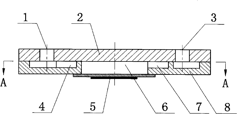 Valveless piezoelectric pump of elliptical combined pipe