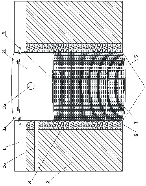 Convenient water collecting and draining device for deep foundation pit